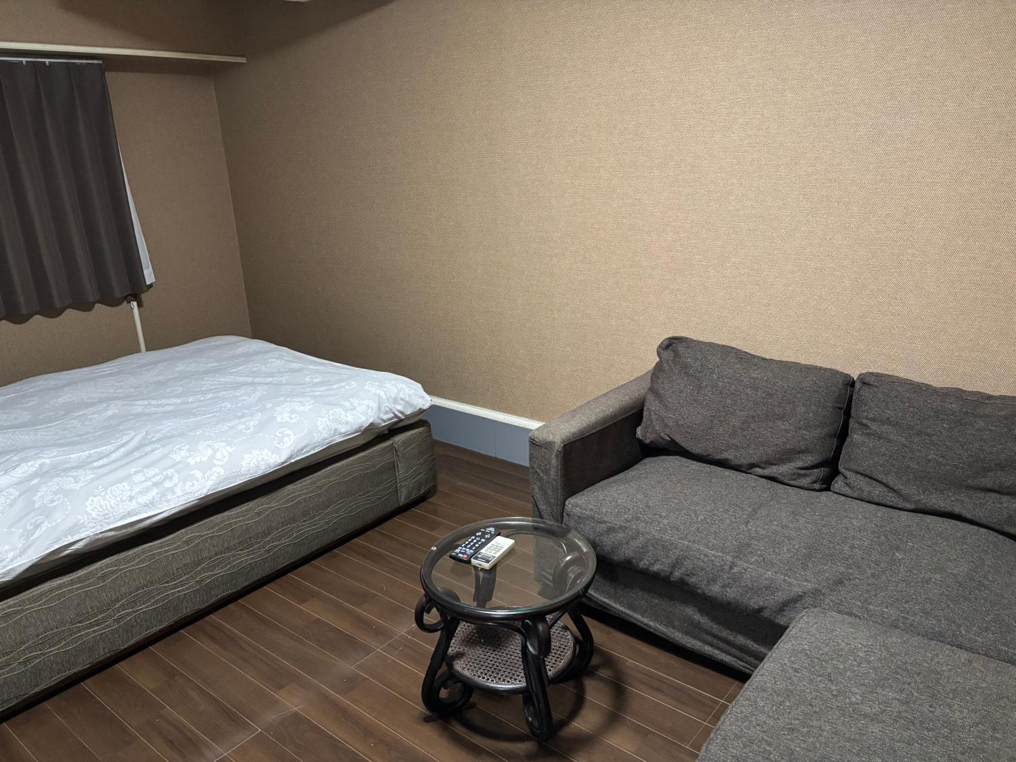טוקיו City Hotel Dolphin מראה חיצוני תמונה